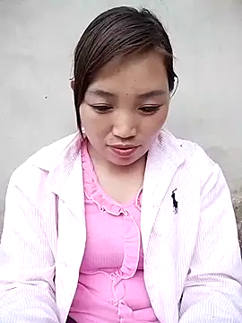 lia-coy online show from 04/20/26, 11:24