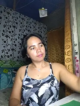 LoveSammantha24xxx online show from 05/18/26, 04:07