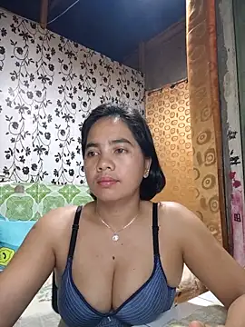 Snapshot of LoveSammantha24xxx chatting on 06/22/26, 08:17 LoveSammantha24xxx online show from 06/22/26, 08:17