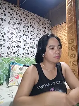 Snapshot of LoveSammantha24xxx chatting on 07/05/26, 06:37 LoveSammantha24xxx online show from 07/05/26, 06:37