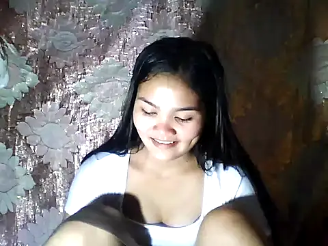 PinaySkinnyJust18 online show from 03/05/26, 09:38