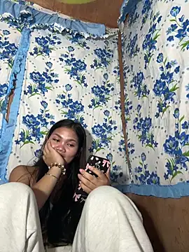 PinaySkinnyJust18 online show from 04/23/26, 01:02