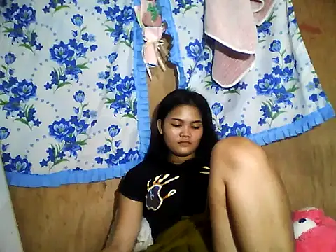 Snapshot of PinaySkinnyJust18 chatting on 06/09/26, 09:54 PinaySkinnyJust18 online show from 06/09/26, 09:54