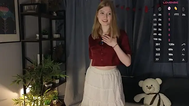 Snapshot of LanaRoxxy chatting on 02/13/26, 11:17 LanaRoxxy online show from 02/13/26, 11:17