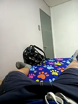 jeans20006 online show from 04/23/26, 03:58