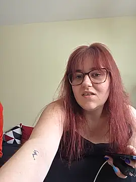 Snapshot of Ashlovescannabis chatting on 06/05/26, 04:24 Ashlovescannabis online show from 06/05/26, 04:24