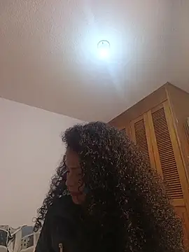 Snapshot of auroracandelax chatting on 02/08/26, 12:58 auroracandelax online show from 02/08/26, 12:58