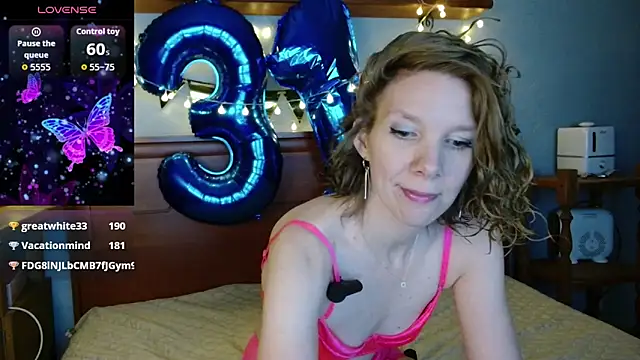 Daisy Lovely online show from 02/25/26, 04:33