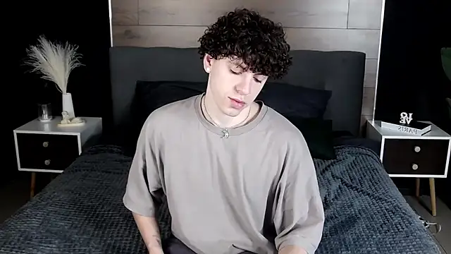 Snapshot of TylerGibson chatting on 02/20/26, 03:03 TylerGibson online show from 02/20/26, 03:03