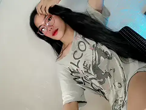 Snapshot of Urhotfucking_veronica1 chatting on 02/17/26, 05:19 Urhotfucking veronica1 online show from 02/17/26, 05:19