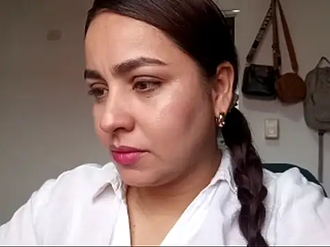 Snapshot of lunitahoney13 chatting on 02/20/26, 12:49 lunitahoney13 online show from 02/20/26, 12:49