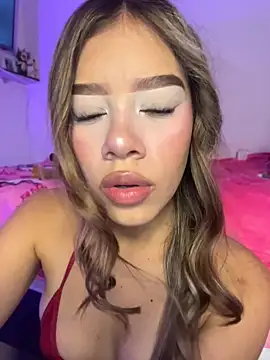 BellaMoon  online show from 04/15/26, 01:23