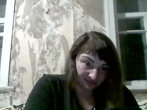 Snapshot of AllinaKis chatting on 06/04/26, 07:53 AllinaKis online show from 06/04/26, 07:53