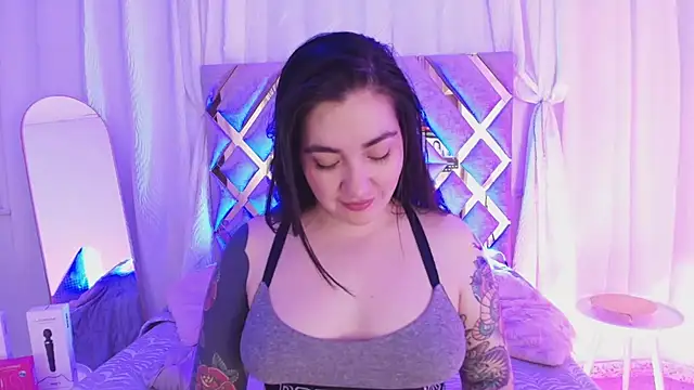 KathiaJenner online show from 06/10/26, 11:09