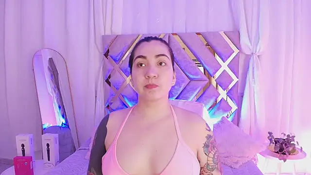 KathiaJenner online show from 07/15/26, 11:37