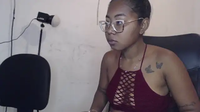 girl sexy27 online show from 02/19/26, 08:38