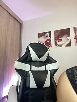 saray mendozaa online show from 07/23/26, 01:58