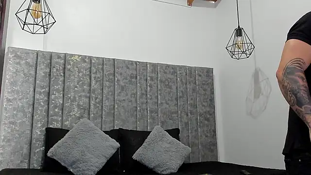 Snapshot of Calvin_Hunter chatting on 02/22/26, 05:55 Calvin Hunter online show from 02/22/26, 05:55