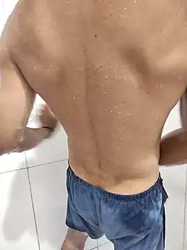 Snapshot of gatodepauduro chatting on 02/06/26, 08:01 gatodepauduro online show from 02/06/26, 08:01