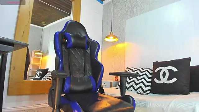 Dusan Grey77 online show from 02/20/26, 04:09