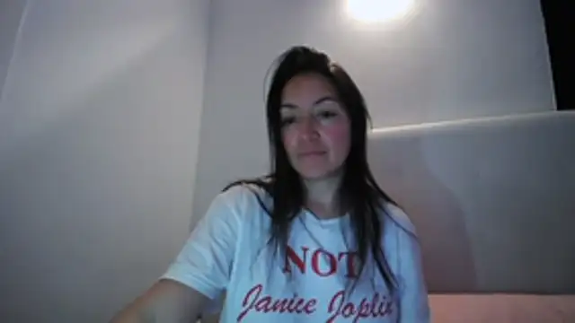 Yulian Milf online show from 03/05/26, 01:29