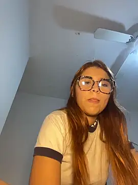 Snapshot of baddieasiantv chatting on 02/01/26, 11:36 baddieasiantv online show from 02/01/26, 11:36