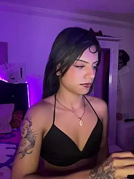 Snapshot of andyy_x chatting on 07/08/26, 03:22 andyy x online show from 07/08/26, 03:22