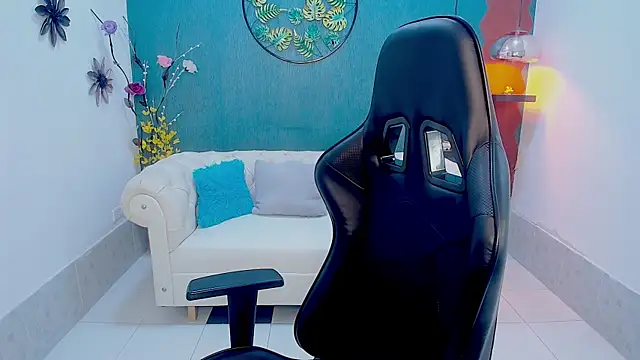 mayli marie online show from 04/02/26, 12:36