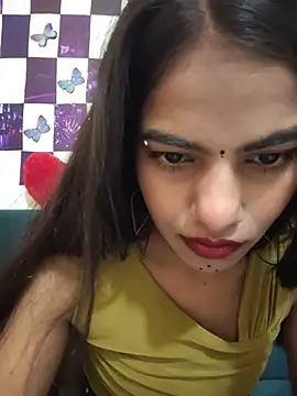 Snapshot of Alisha_Babyy chatting on 06/17/26, 03:09 Alisha Babyy online show from 06/17/26, 03:09