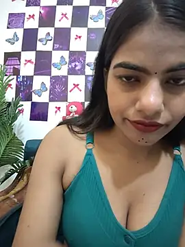 Snapshot of Alisha_Babyy chatting on 07/04/26, 01:56 Alisha Babyy online show from 07/04/26, 01:56