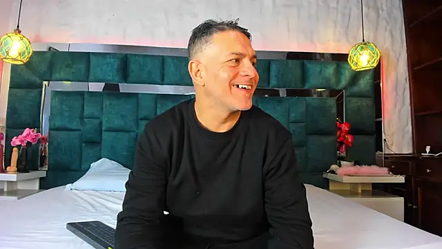 Snapshot of ViceSweet chatting on 02/04/26, 05:02 ViceSweet online show from 02/04/26, 05:02