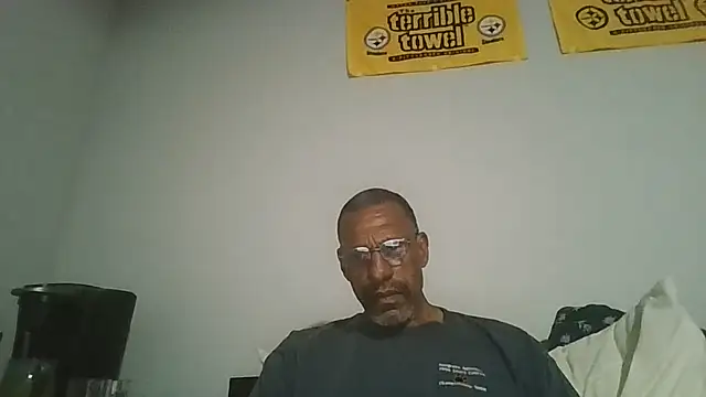 Snapshot of swimmer2496 chatting on 07/12/26, 06:04 swimmer2496 online show from 07/12/26, 06:04