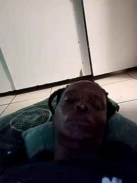 Snapshot of 01Wetlips chatting on 02/19/26, 04:41 01Wetlips online show from 02/19/26, 04:41