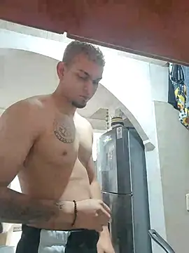 Ernesto23415 online show from 02/12/26, 02:23