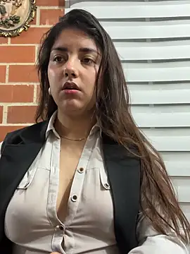 A-uroora online show from 04/26/26, 09:07