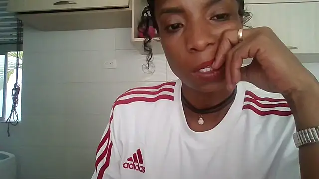 JadaMillss online show from 04/18/26, 12:42