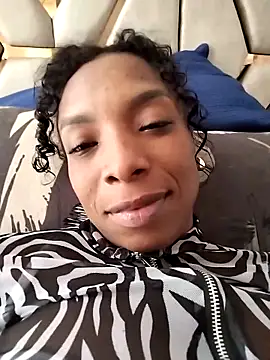 JadaMillss online show from 04/25/26, 01:03