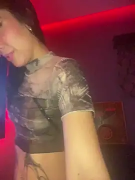 Snapshot of MamiSoft420 chatting on 02/24/26, 07:28 MamiSoft420 online show from 02/24/26, 07:28