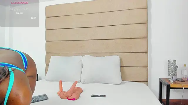 ely brown  online show from 03/09/26, 03:43