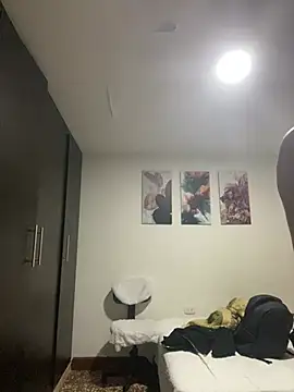 JuliaaVega online show from 03/05/26, 11:28