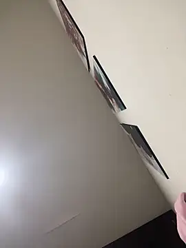 JuliaaVega online show from 04/15/26, 11:39