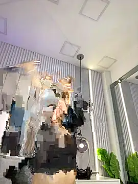 JuliaColemann online show from 03/30/26, 08:43