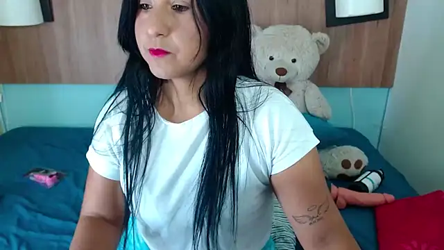 Snapshot of Miia_Rosee_ chatting on 02/17/26, 11:44 Miia Rosee online show from 02/17/26, 11:44