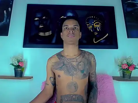 Tatoo Noah online show from 02/03/26, 01:38