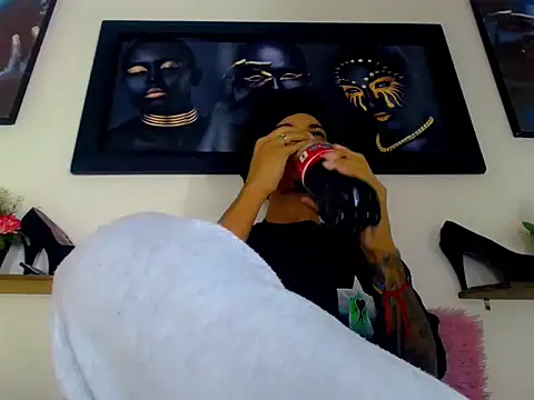 Tatoo Noah online show from 04/22/26, 09:16