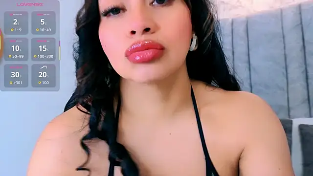 naomy smithxx online show from 04/23/26, 11:09