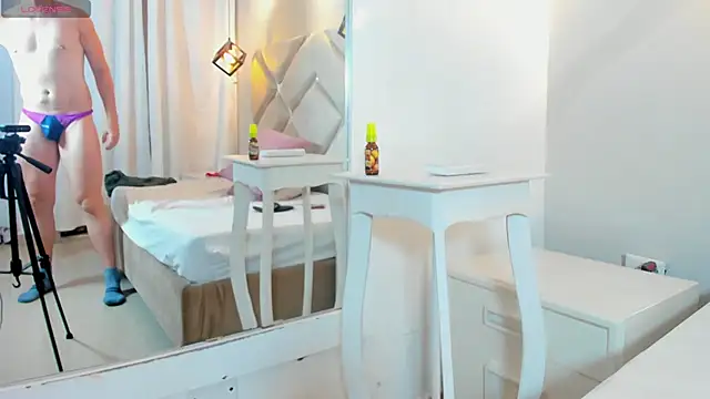 Snapshot of Angel_Sanzz chatting on 02/17/26, 01:07 Angel Sanzz online show from 02/17/26, 01:07