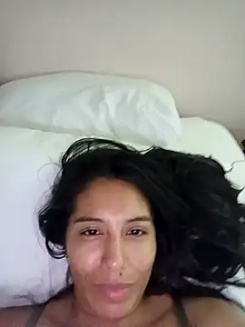 LizaLorini online show from 04/22/26, 04:04