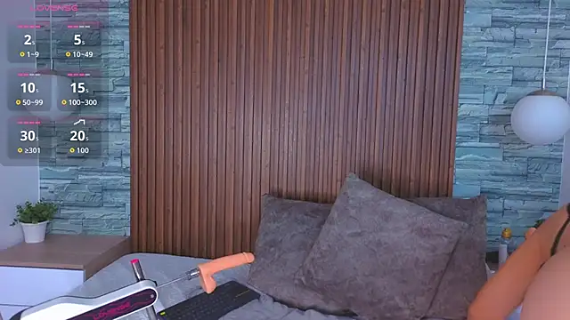 Snapshot of vicky_grey chatting on 02/12/26, 12:11 vicky grey online show from 02/12/26, 12:11