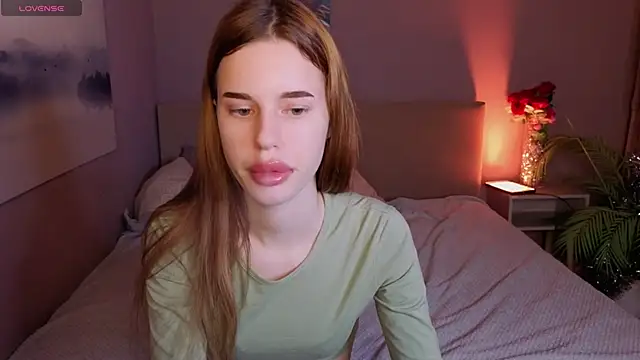 Anna Lumina online show from 04/01/26, 08:17